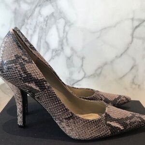 🐍 NINE WEST